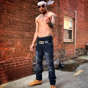 Meet your Posher, Casey